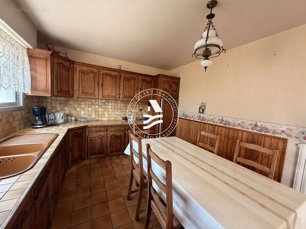 Maison de charme à rénover au coeur du bourg de Saint-Philibert - photo 7