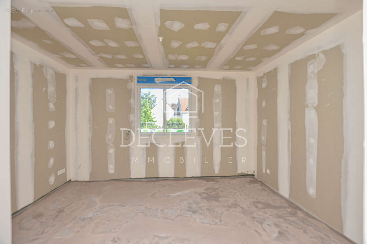 Maison Neuve de 150 m2 - 5 chambres et Sous-sol total -  Morainvilliers - - photo 9