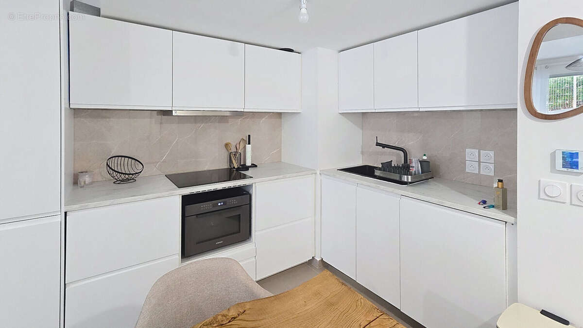 Appartement à VILLENEUVE-LOUBET