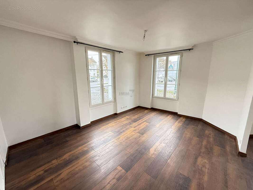 Appartement à LA FERTE-SOUS-JOUARRE