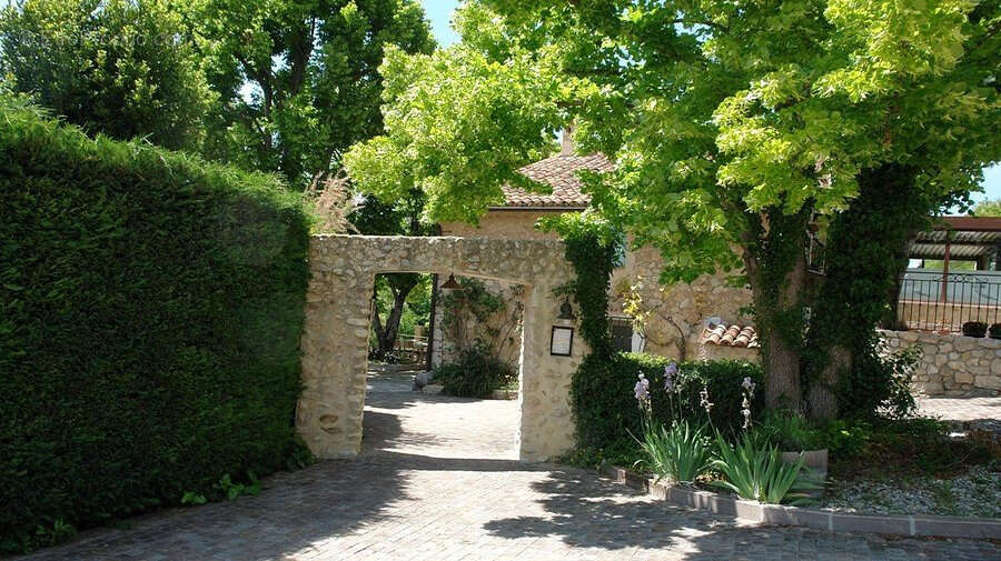 Maison à MOUSTIERS-SAINTE-MARIE