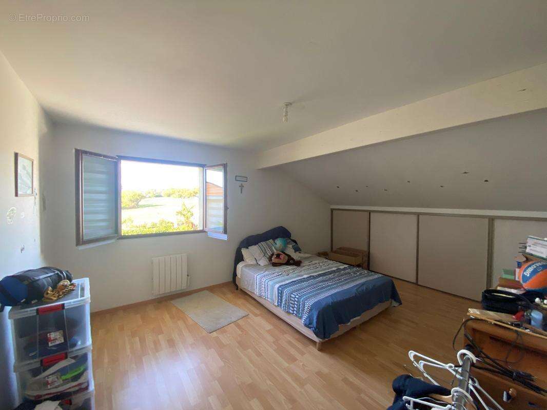 Maison à SAINT-JEAN-DE-MOIRANS