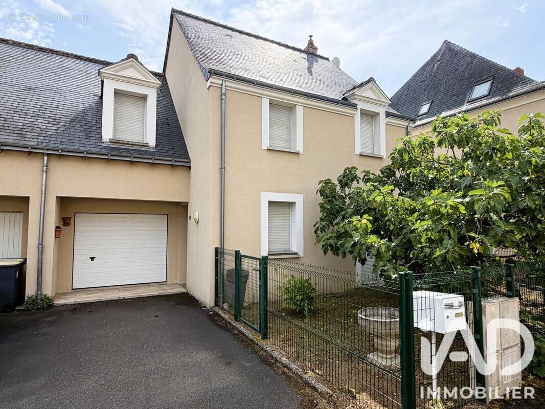 Photo 1 - Maison à ROCHECORBON