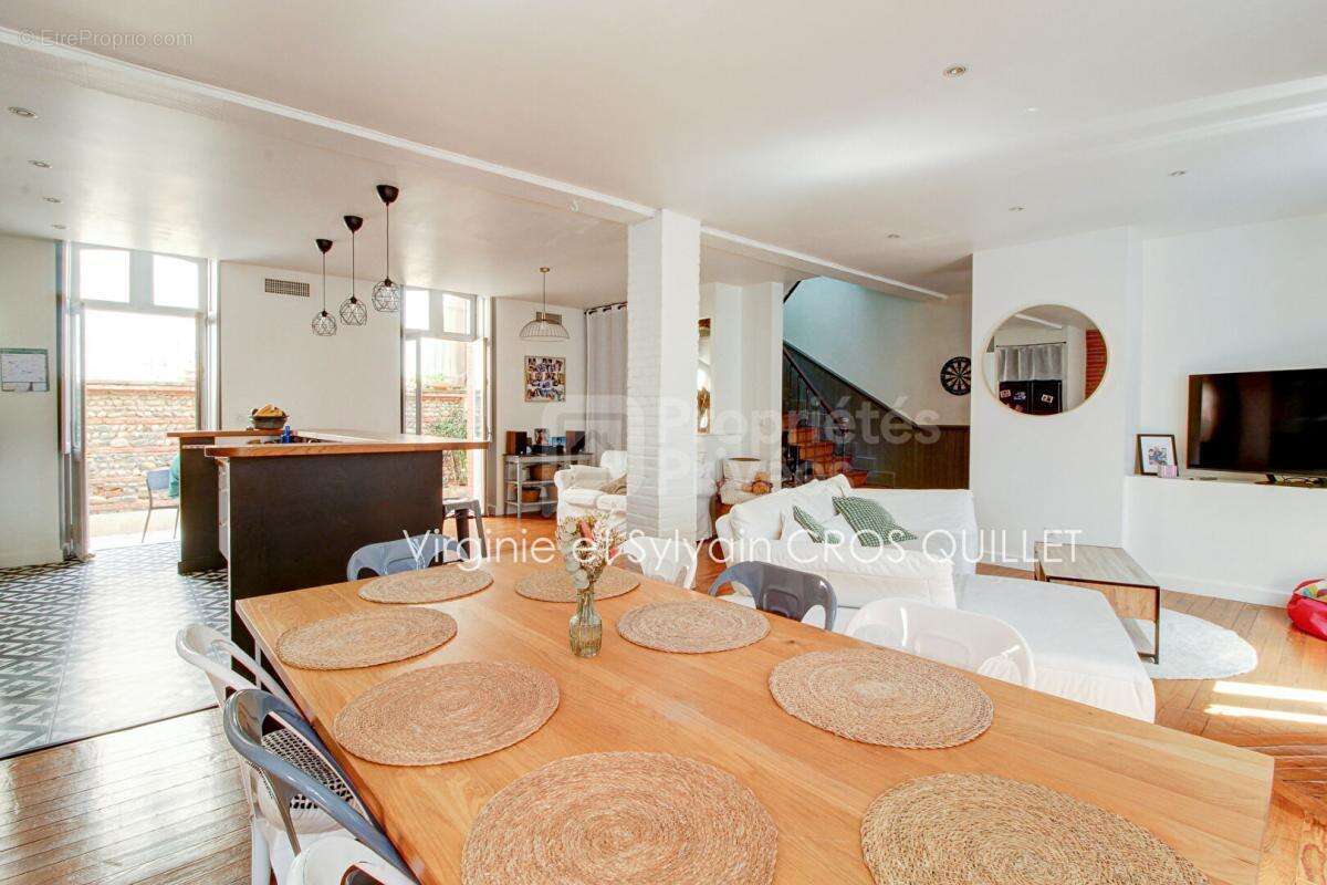 Maison de ville avec cour et souplex 164 m2 - photo 4
