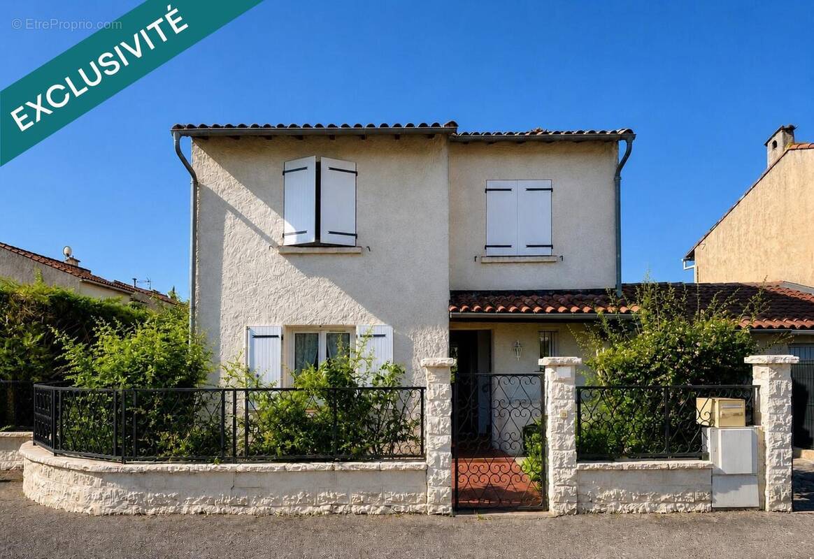 Photo 1 - Maison à LE MUY