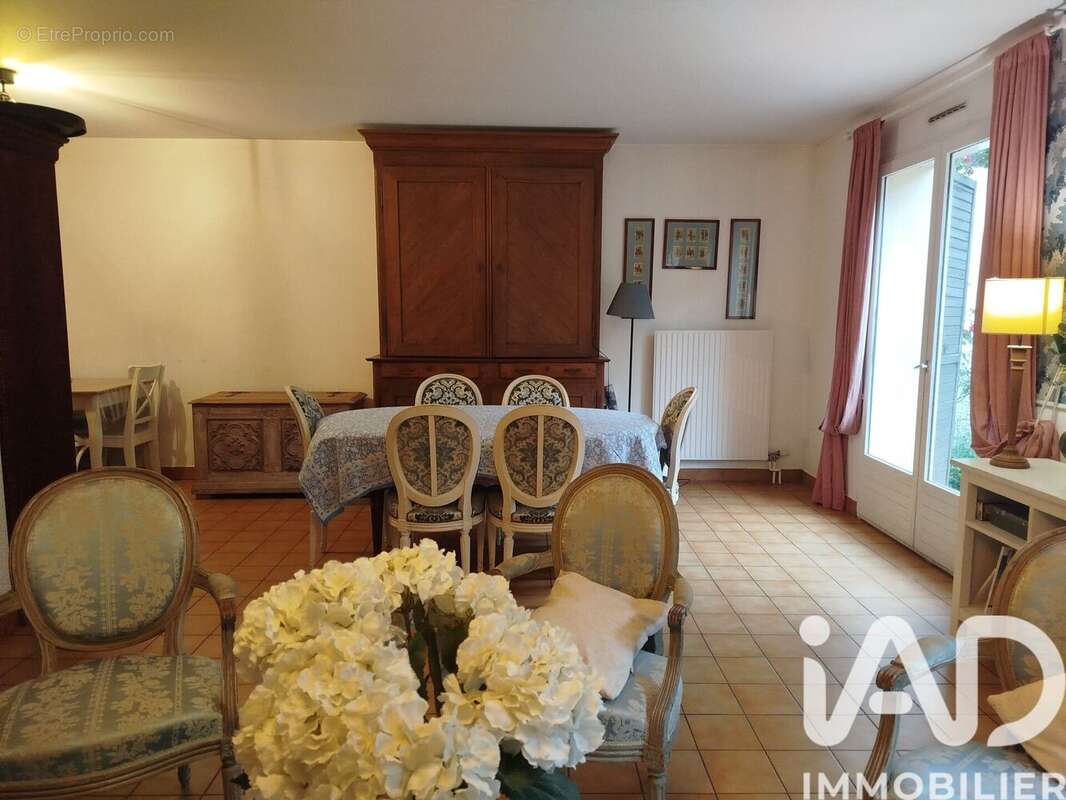 Photo 3 - Maison à LE PORT-MARLY