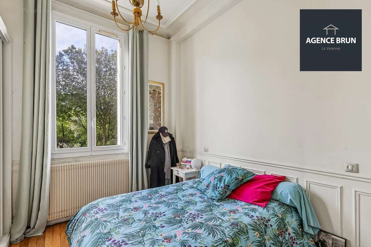 Appartement à SAINT-MAUR-DES-FOSSES