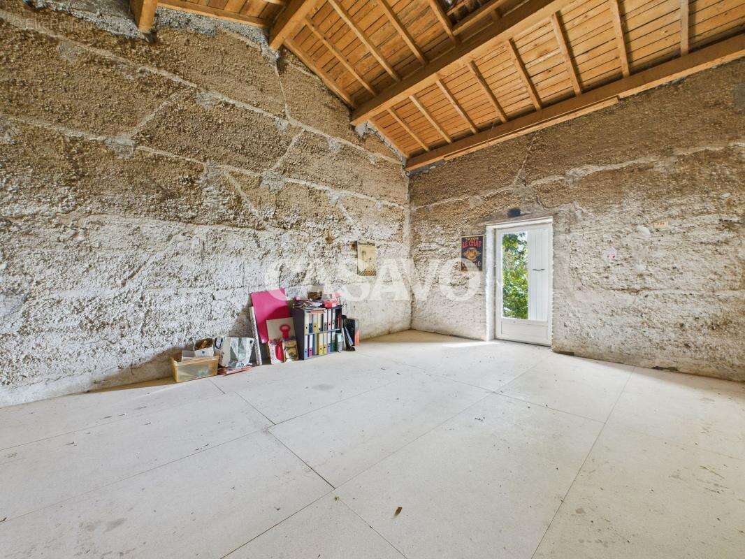 Maison à SAINT-JUST-CHALEYSSIN