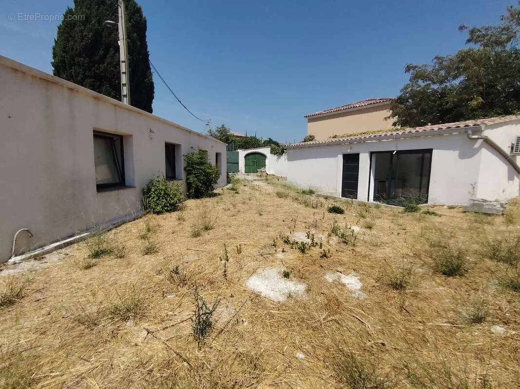 Terrain 416m² à marseille 14e arrondissement - photo 4