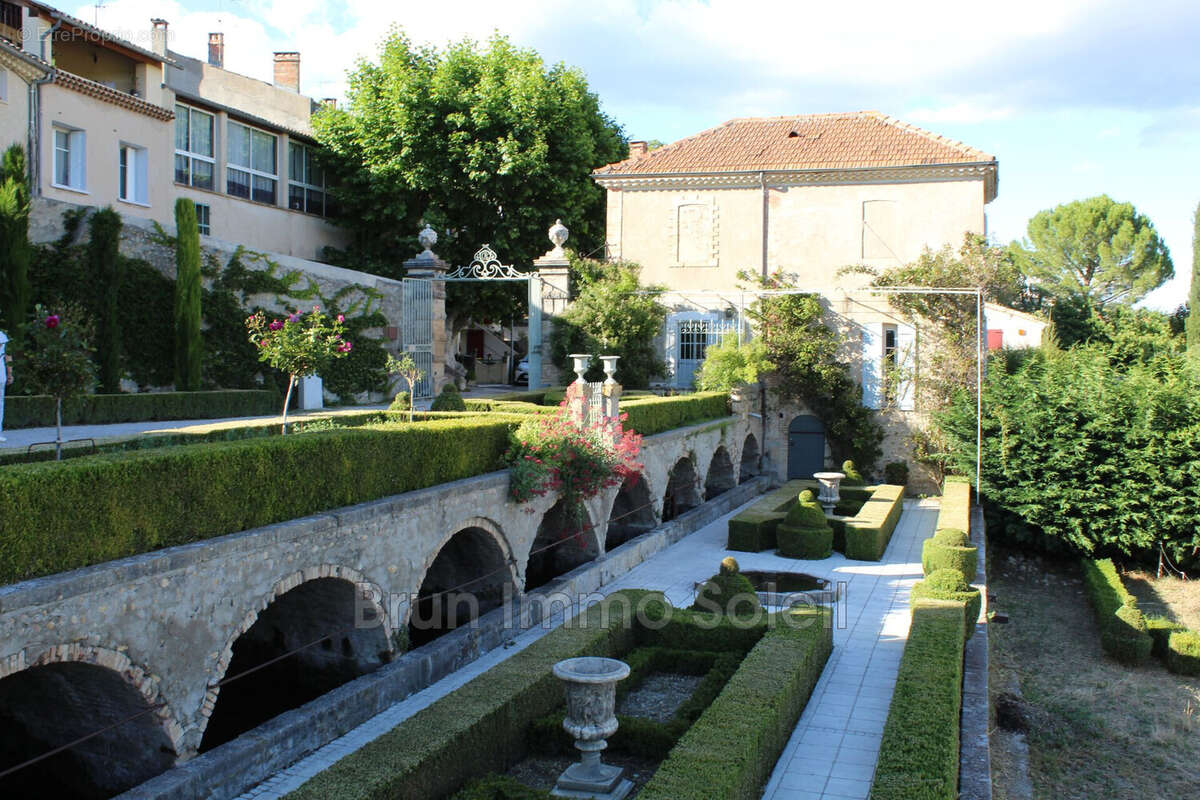 Maison à VALENSOLE