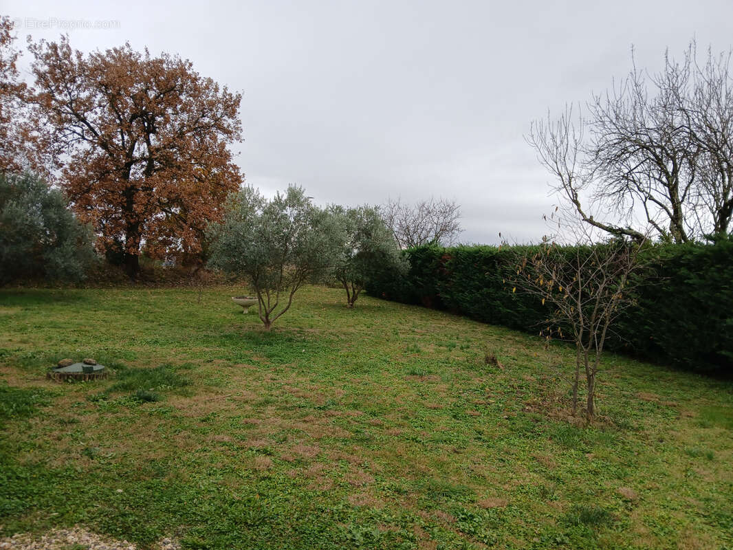 Terrain à SAINT-CHRISTOL-LES-ALES