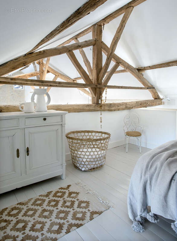 Maison à SAVIGNAC-SUR-LEYZE