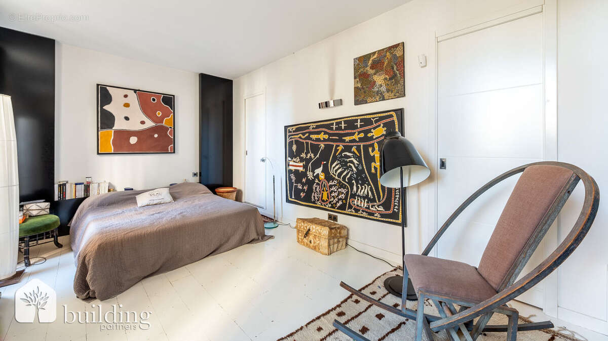 Appartement à NEUILLY-SUR-SEINE
