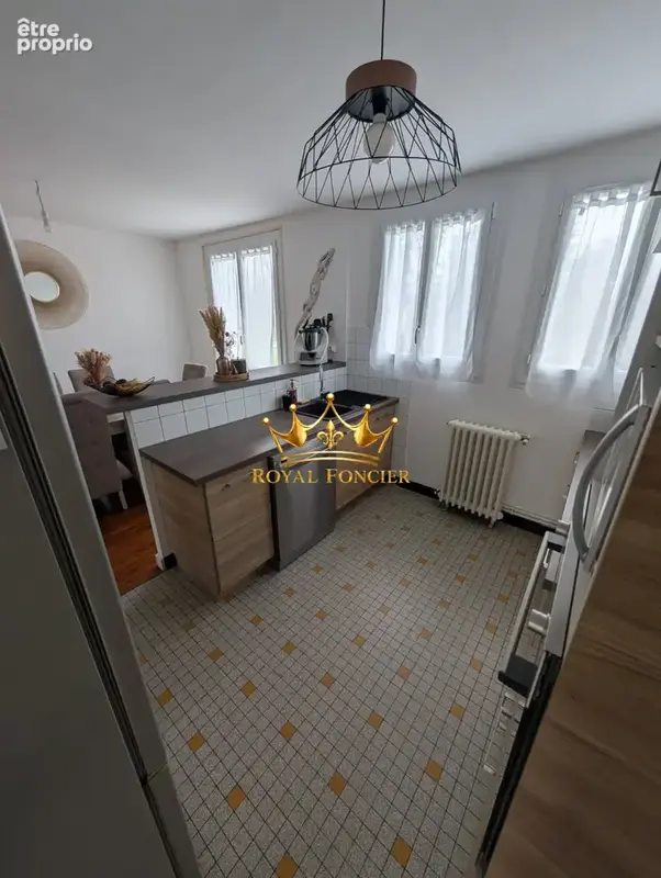 Maison 79 m² à Dange-Saint-Romain  - photo 5