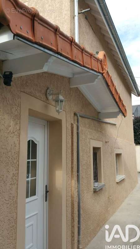 Photo 2 - Maison à MONTFERMEIL