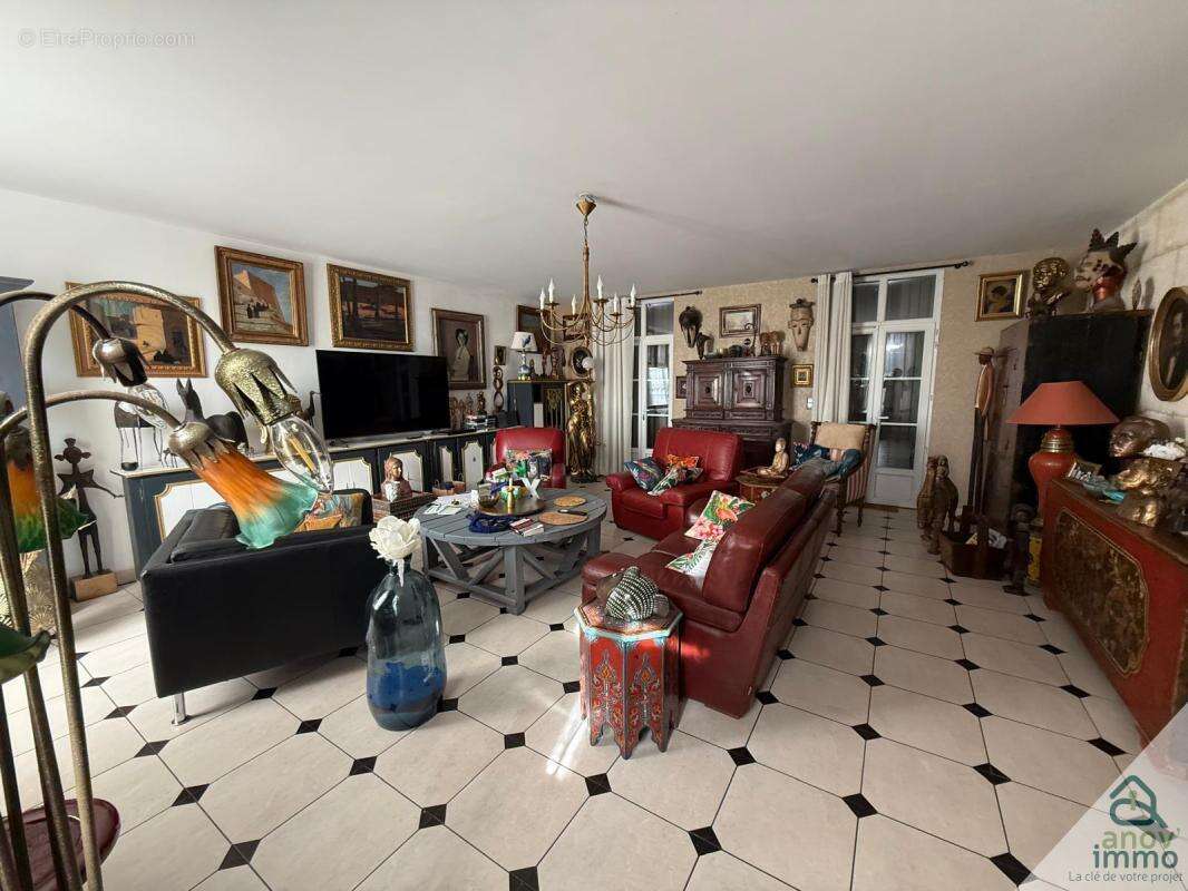 Maison à GOND-PONTOUVRE
