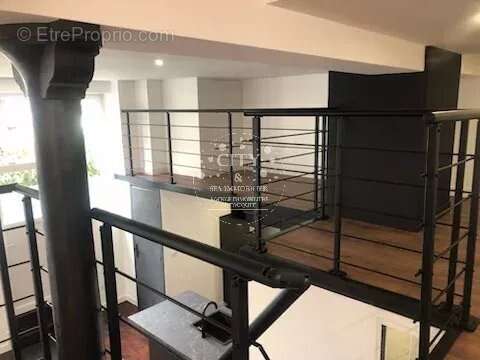 Paris 11ème - loft dans immeuble haussmannien - photo 7