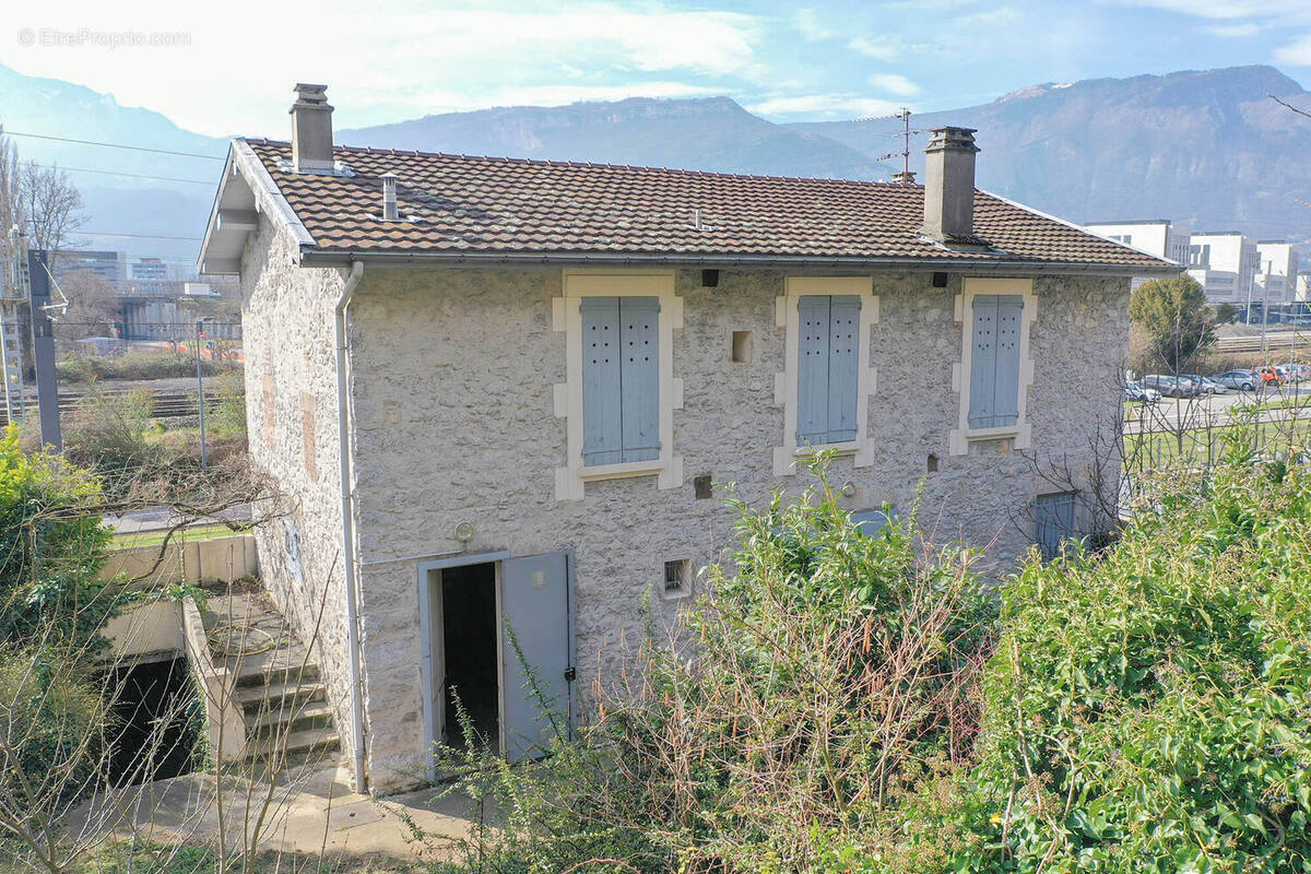 n°15 - Maison à SAINT-MARTIN-LE-VINOUX
