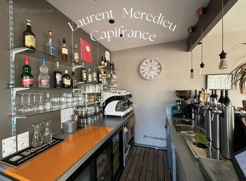 Commerce à CAVIGNAC