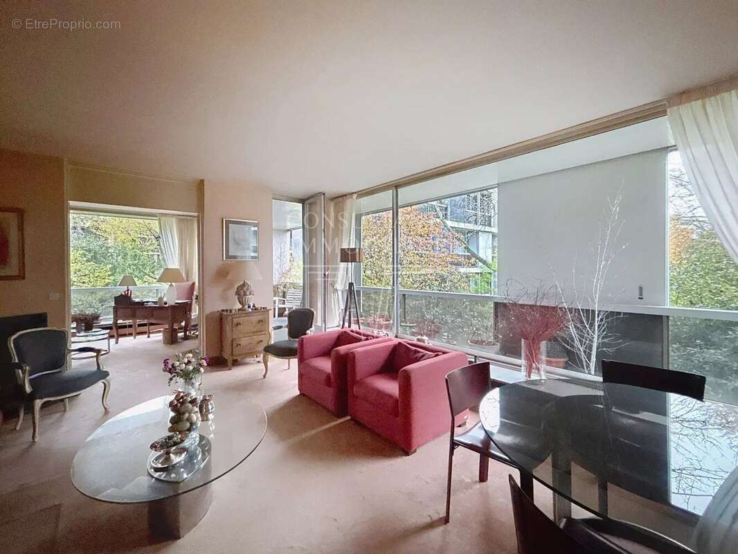 Appartement à BOULOGNE-BILLANCOURT
