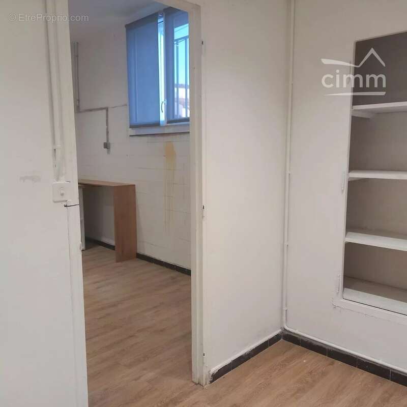 Commerce à BOURG-LES-VALENCE