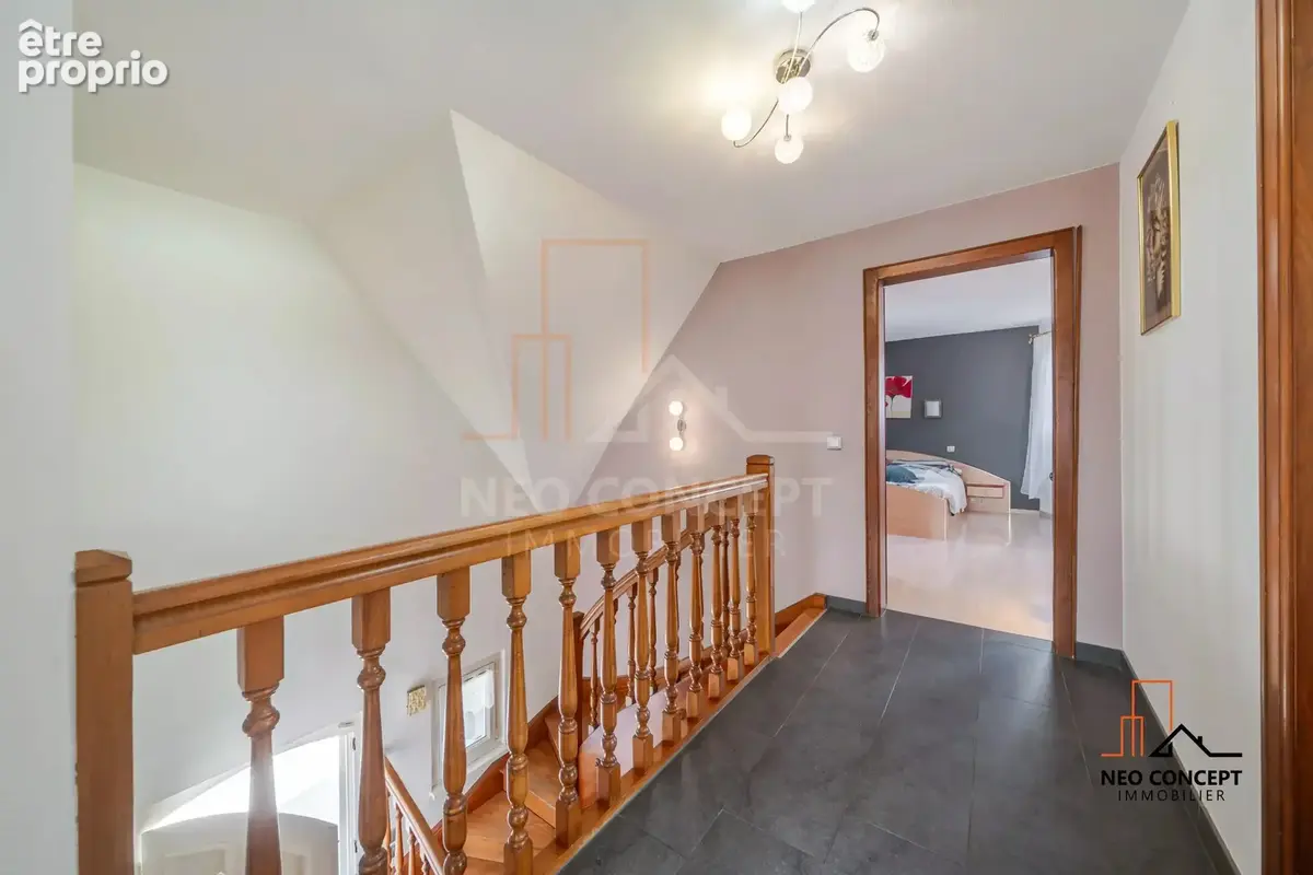 * HERRLISHEIM * Magnifique maison de type 5 pièces de 148.50 m² total avec une sublime piscine sur 9.10 ares ! * - photo 9