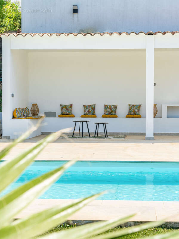 Maison à LA DESTROUSSE