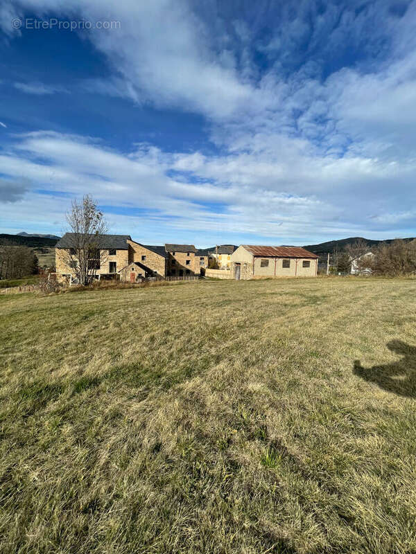 Terrain à SAINT-PIERRE-DELS-FORCATS