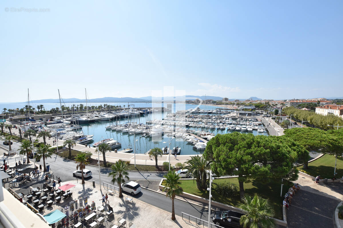 Appartement à SAINT-RAPHAEL