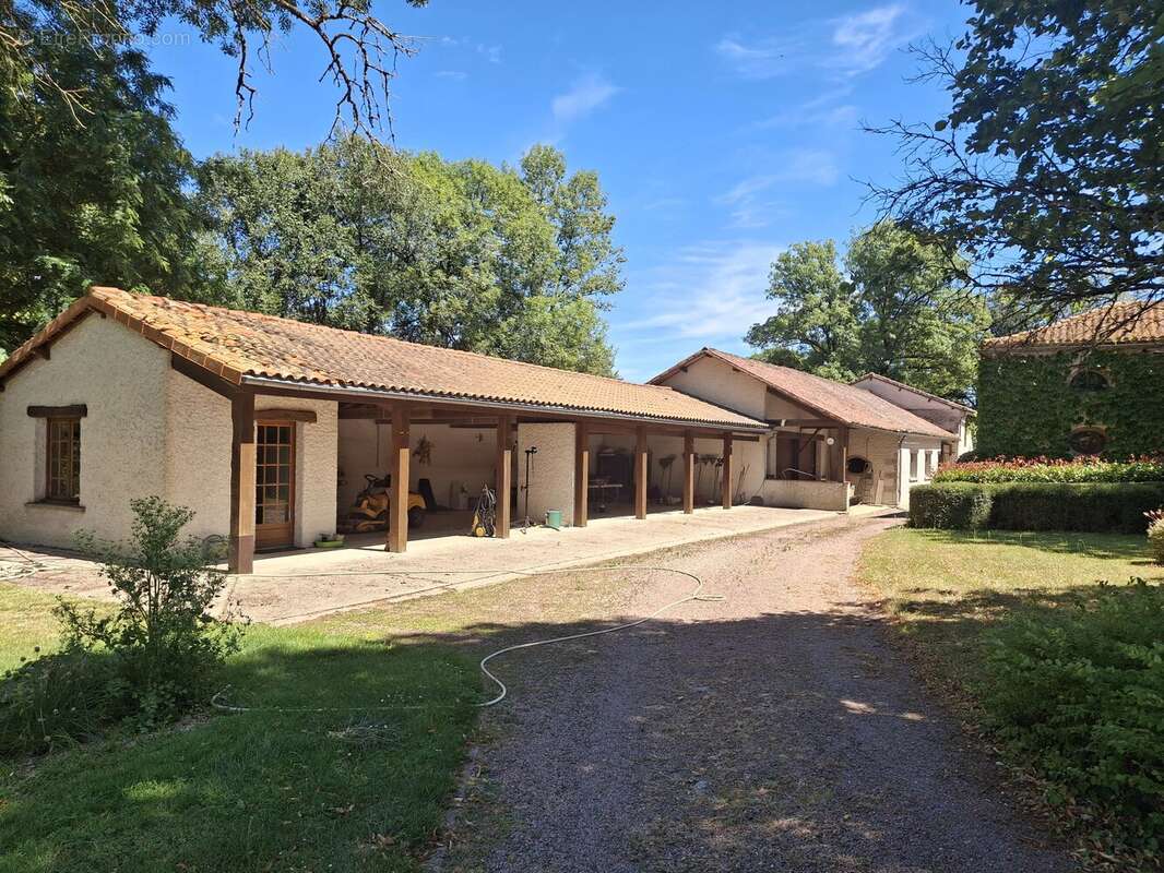 Magnifique exploitation agricole de 55 ha comprenant 2 maisons et plusieurs dépendances - photo 12