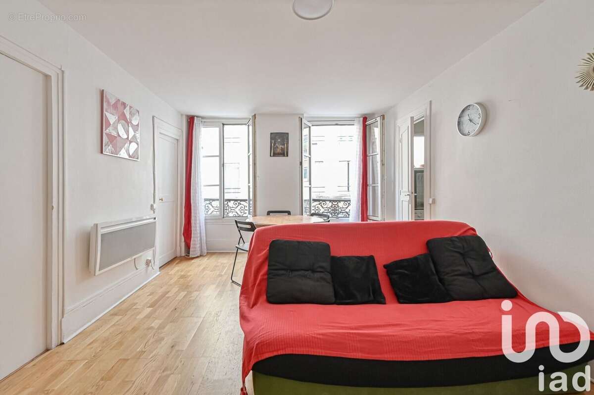 Photo 2 - Appartement à PARIS-18E