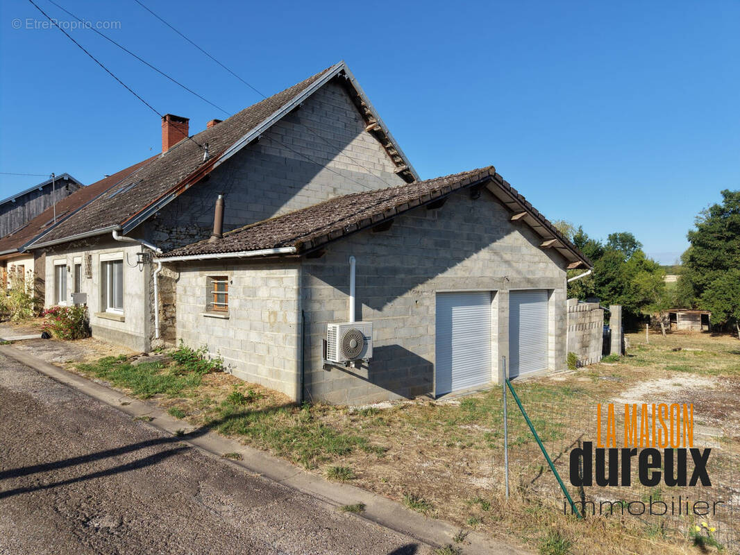 Maison à SAUVIGNEY-LES-GRAY