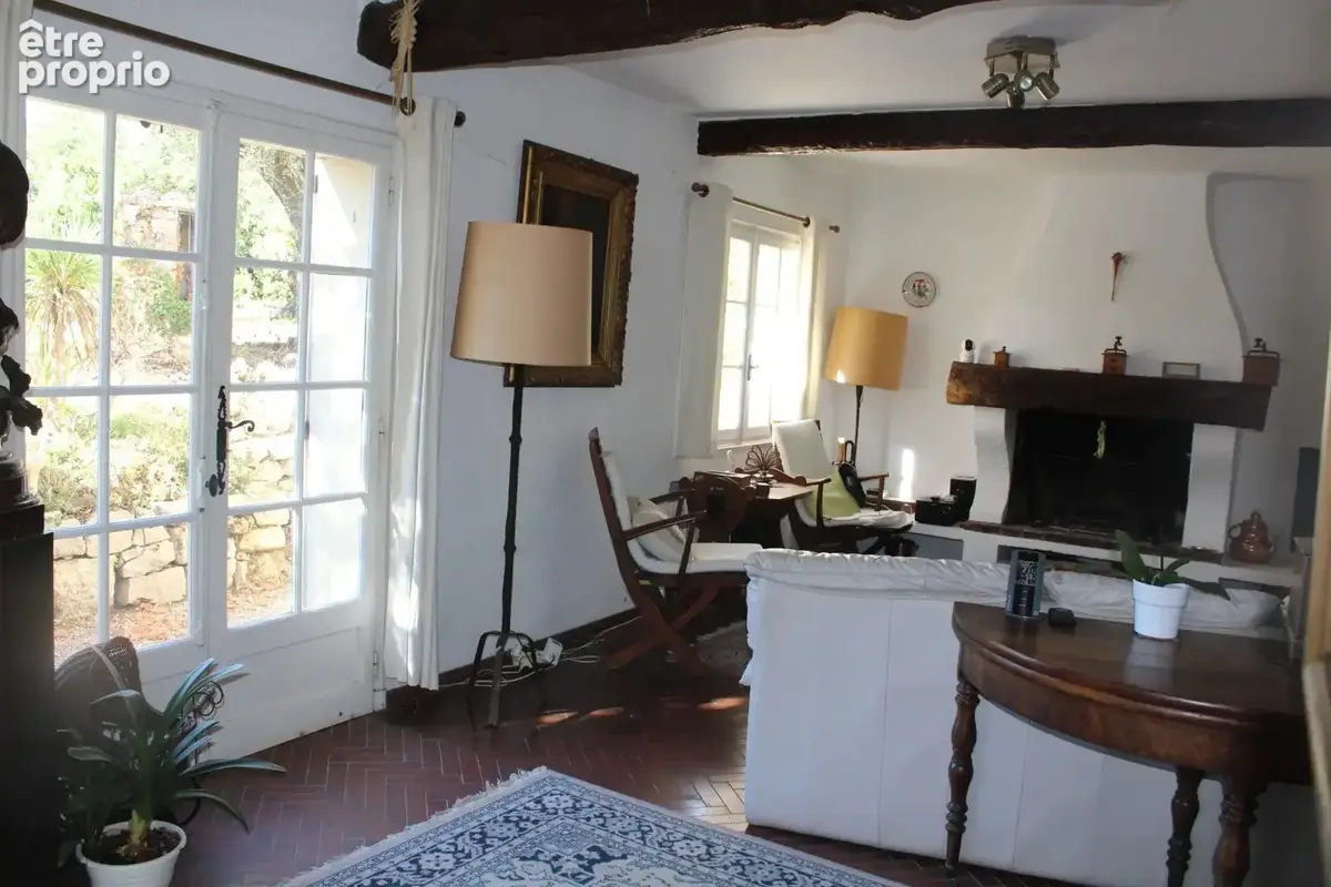 GRASSE St Jacques,  Villa de 5 P sur 1400m2 - photo 11