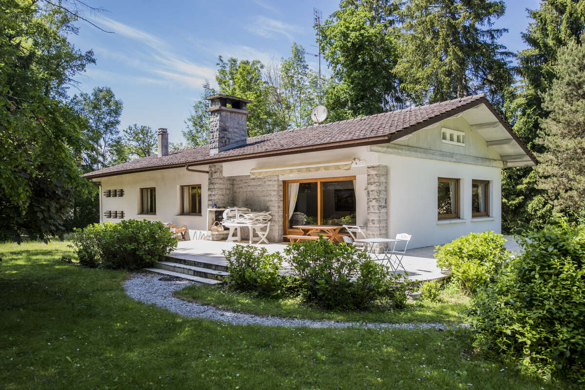 Maison à SCIEZ