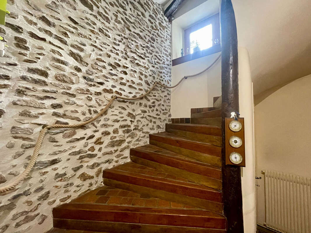 Maison à MONTMORENCY