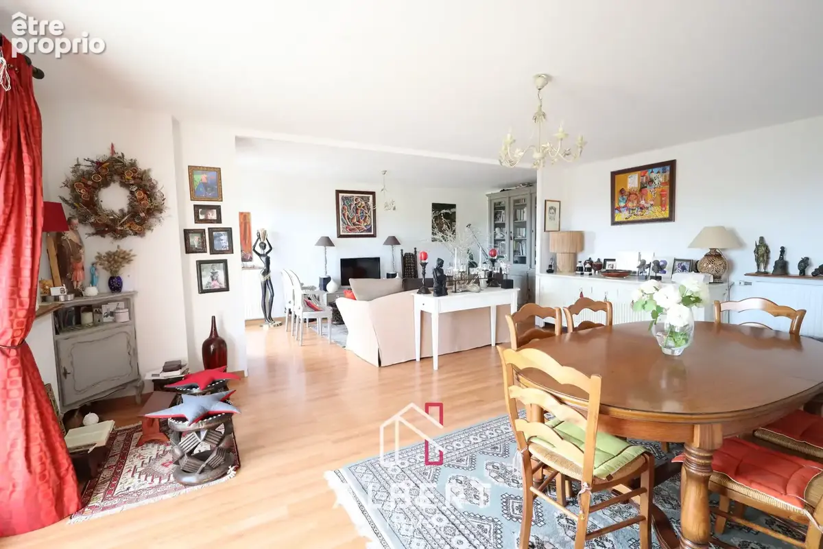Angers Les Justices - Appartement type 5 de 110 M2 - 3 chambres, balcon et garage - photo 5