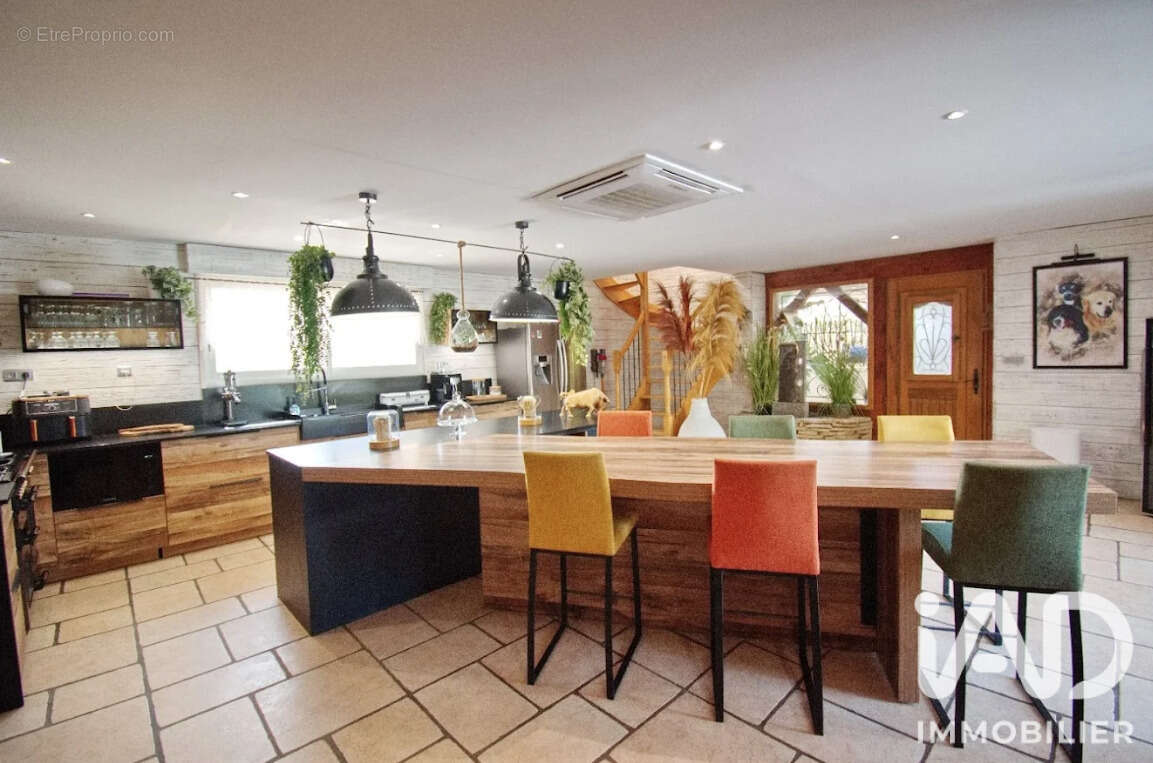 Maison 165 m² à Meze  - photo 8