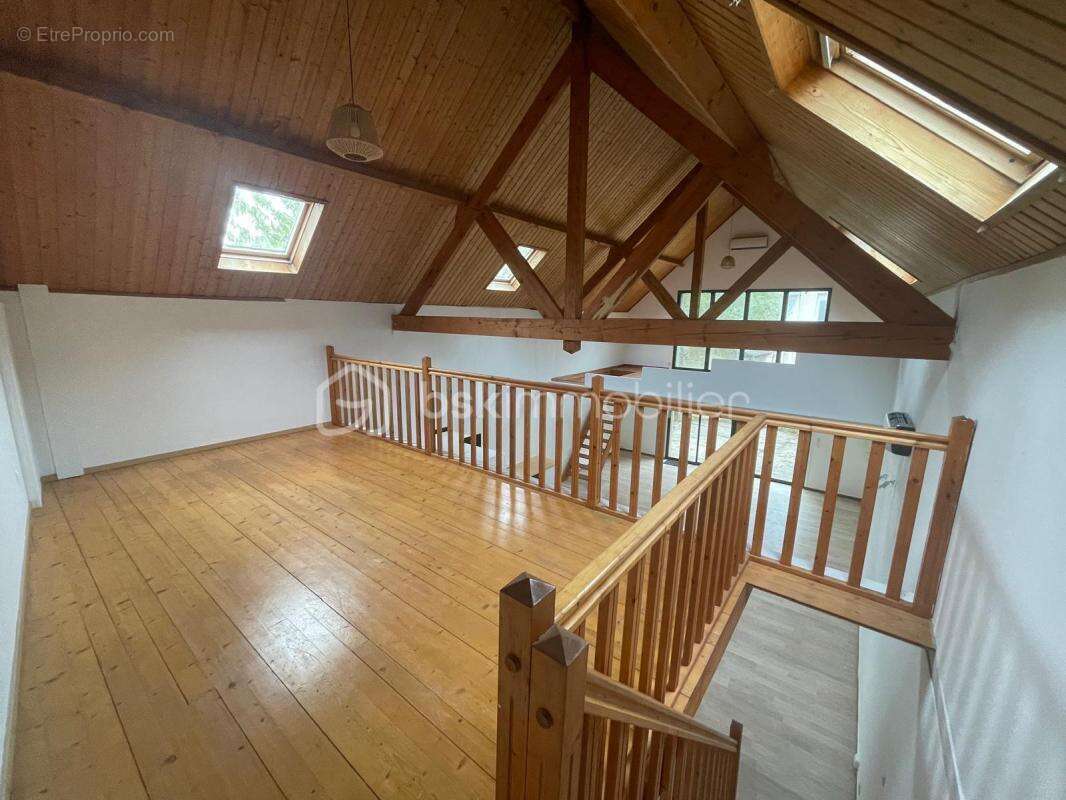 Maison à SAINT-QUENTIN