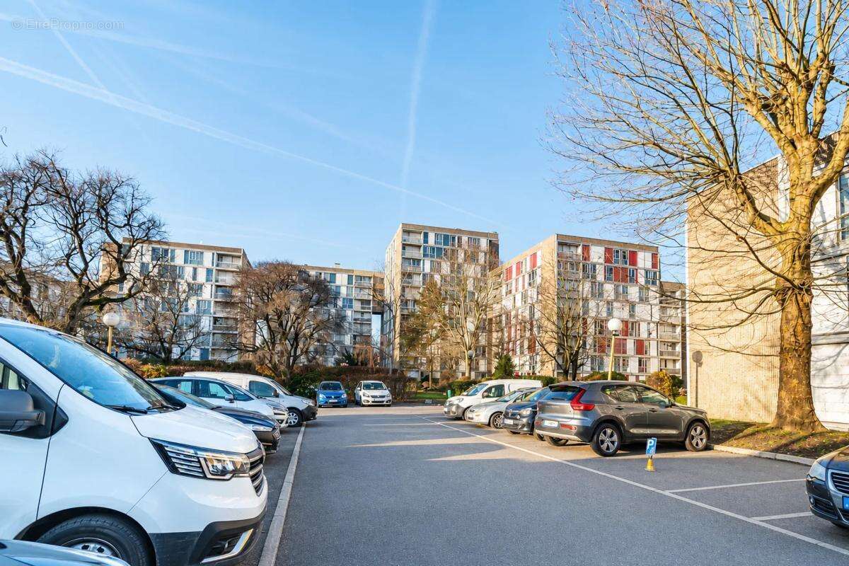 Appartement à PIERREFITTE-SUR-SEINE
