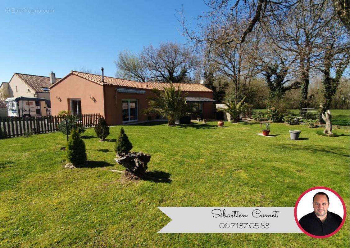 Maison à SAINT-PHILBERT-DE-GRAND-LIEU