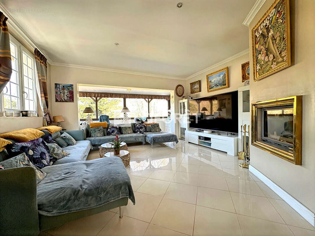 Maison à GIF-SUR-YVETTE