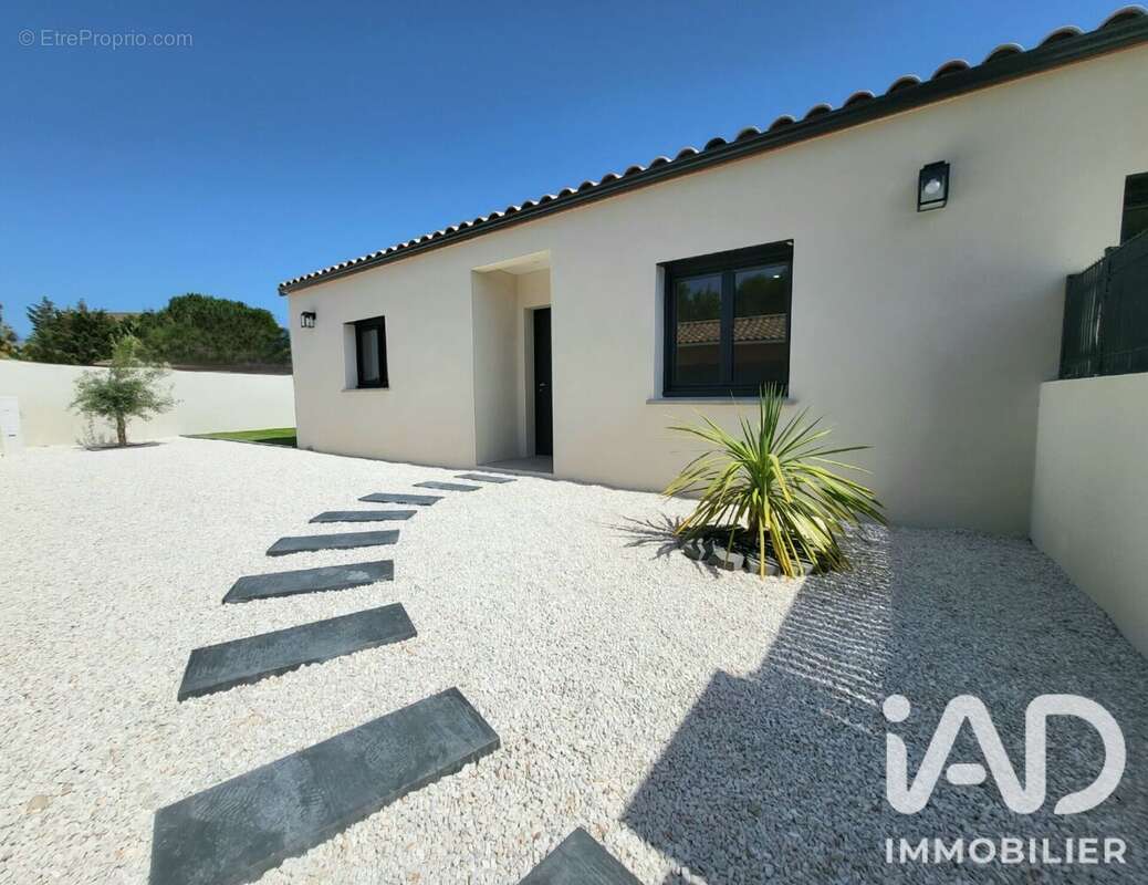 Maison 110 m² à Saint-Andre-De-Roquelongue  - photo 3