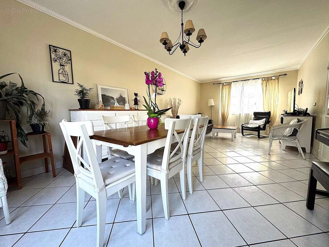 Maison à LE PLESSIS-TREVISE