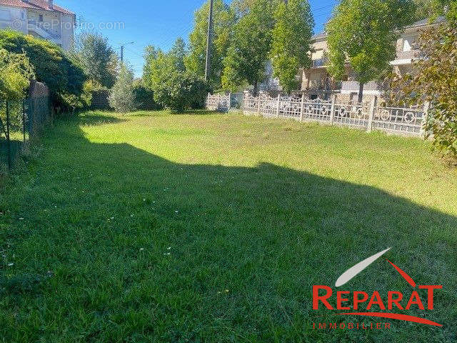 Terrain à BRIVE-LA-GAILLARDE