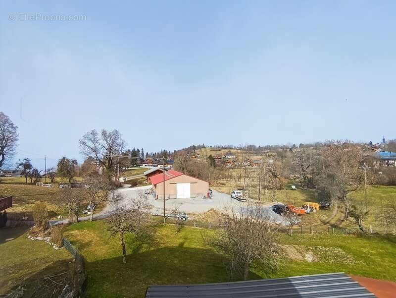 Appartement à EVIAN-LES-BAINS
