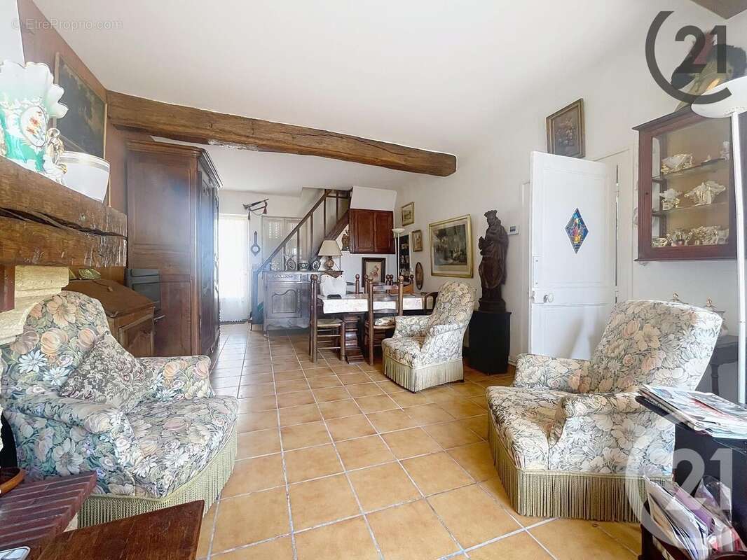 Maison à SAINT-BRIS-LE-VINEUX