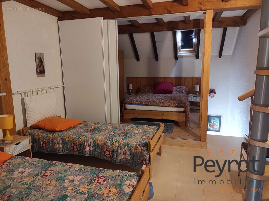 Appartement à LES ANGLES