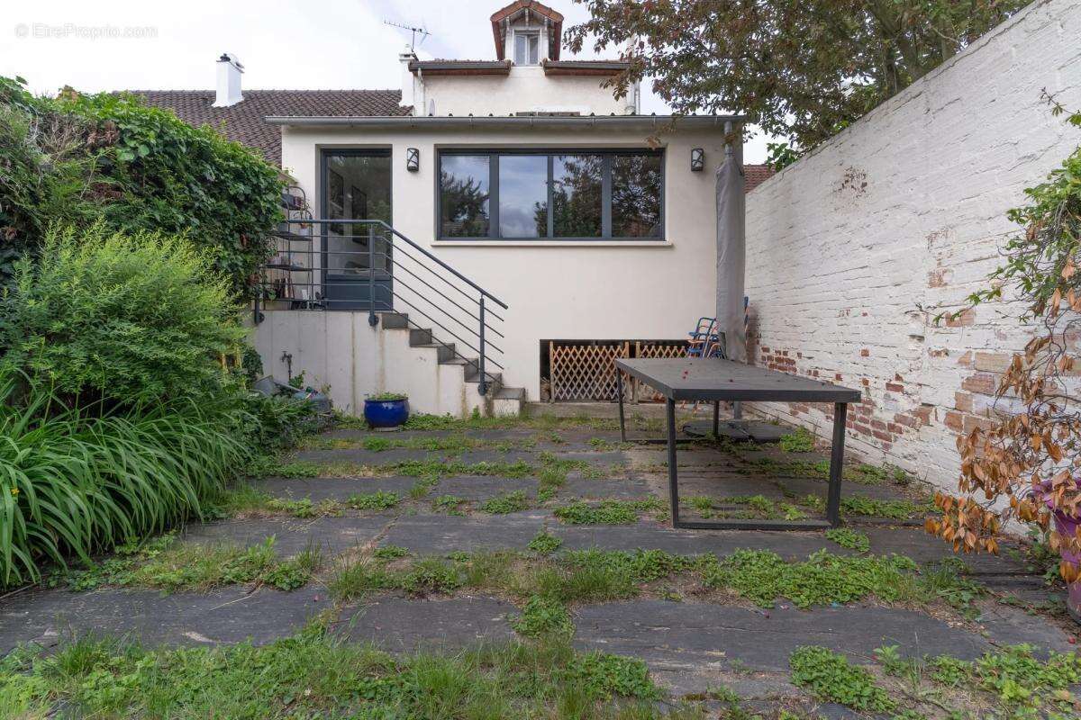Maison à HOUILLES