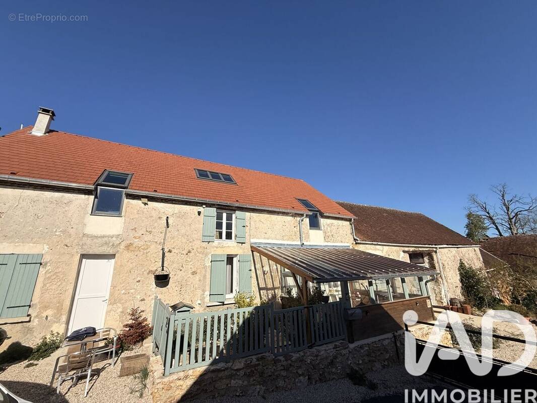 Photo 1 - Maison à FONTENELLE-EN-BRIE