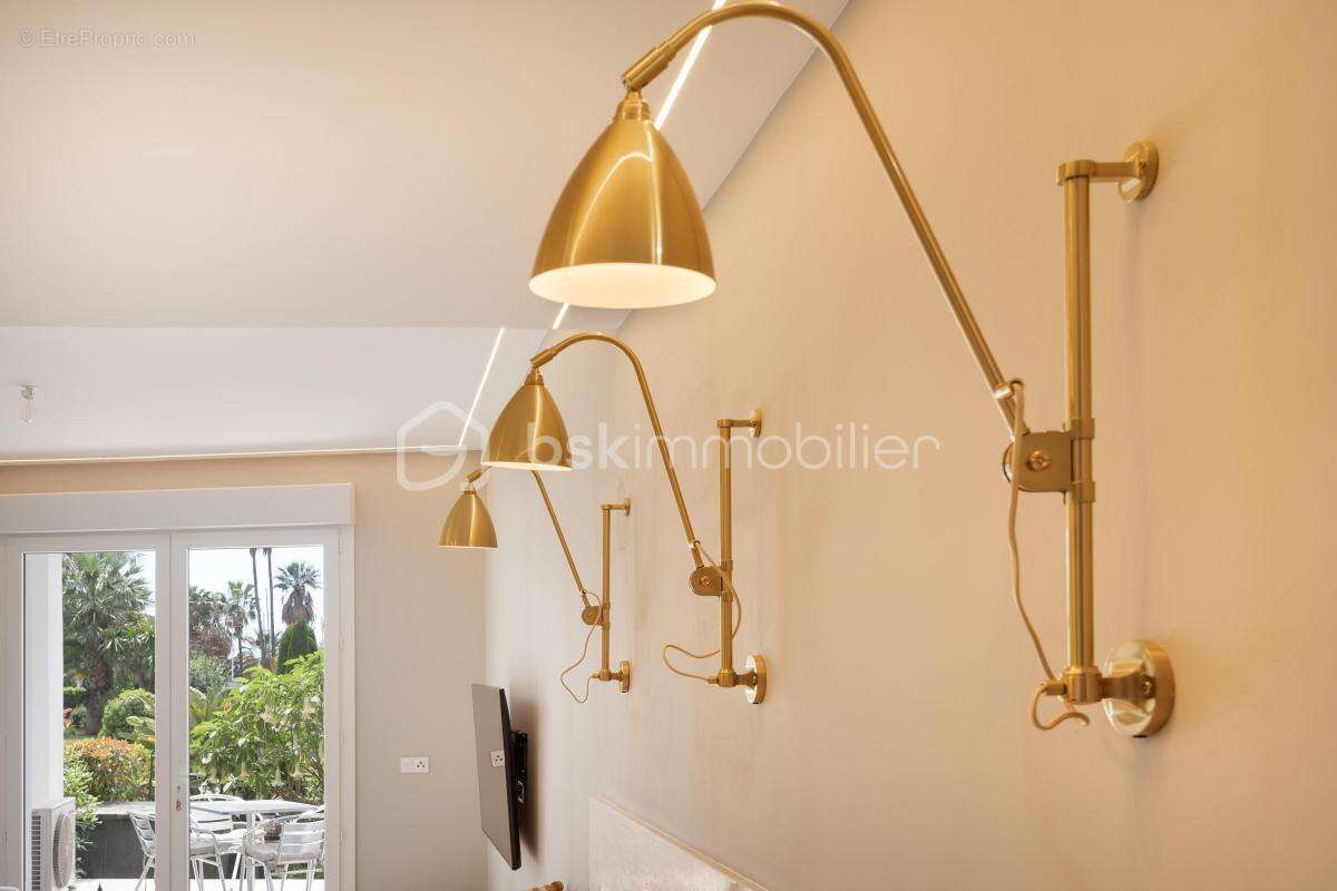À vendre – f2 cannes croisette – résidence prestigieuse « palais des dunes » - photo 9